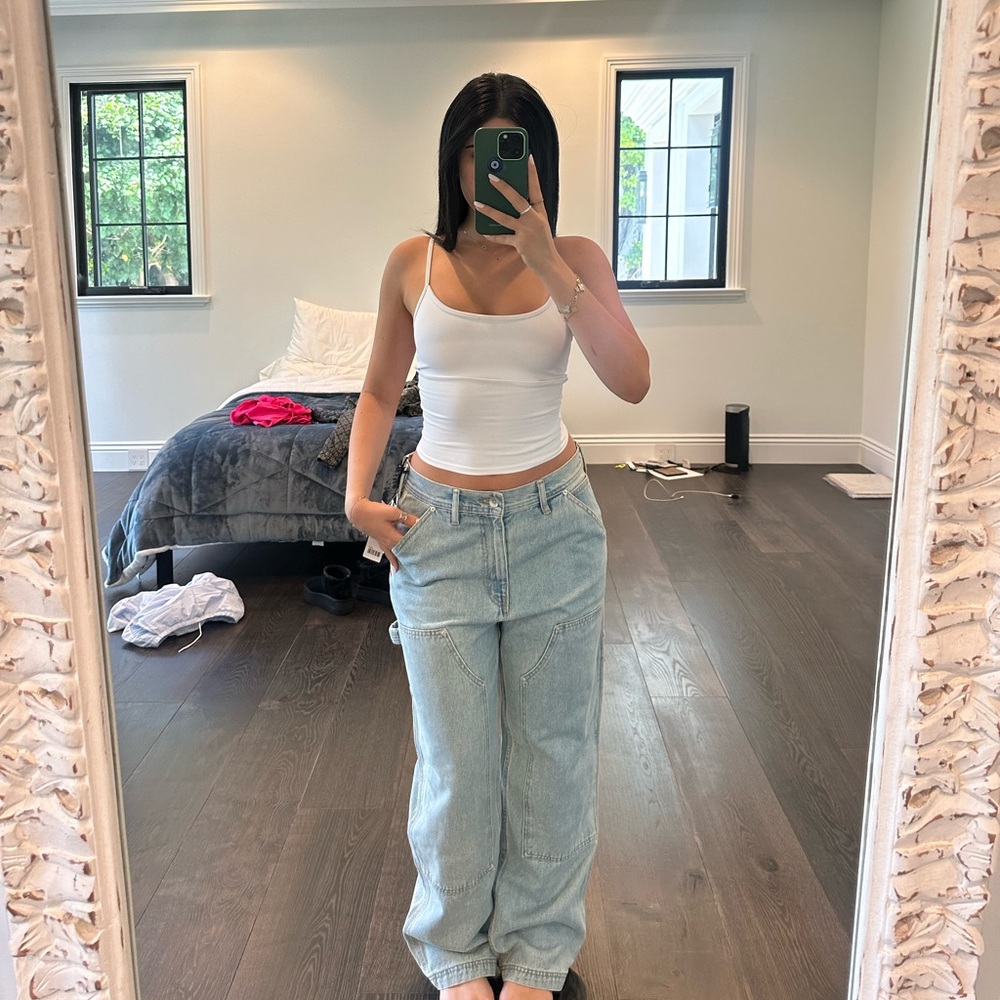 Low rise jeans